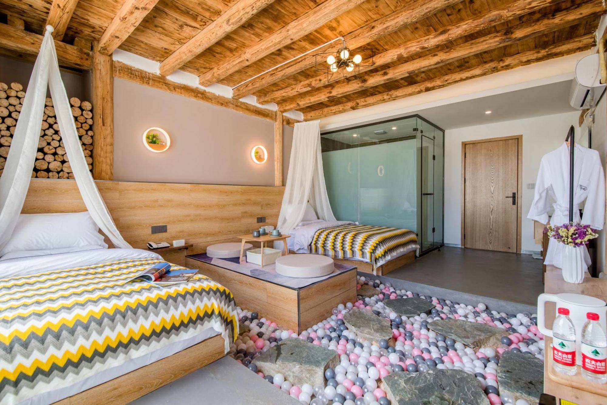 קונמינג No Flowers Boutique Hostel מראה חיצוני תמונה